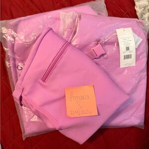 BEIS luggage cover set in Berry